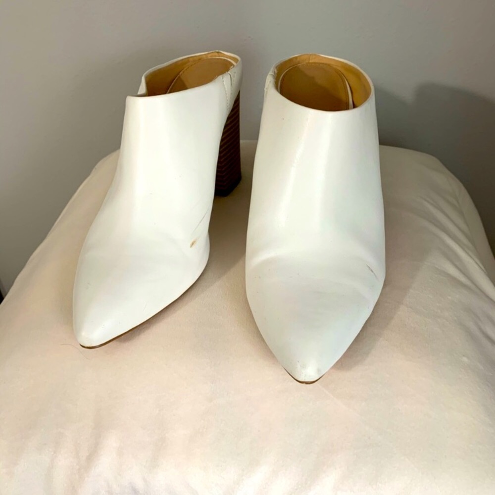 Express White open back Mules ♥️